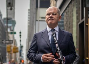 Medienbericht: Scholz erwägt Telefonat mit Putin