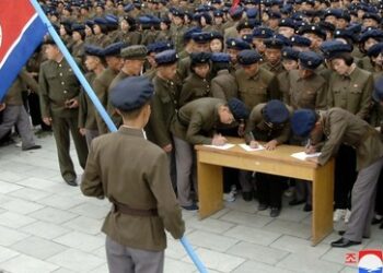 Nordkorea: 1,4 Millionen Menschen wollen in Armee, um Südkorea zu bestrafen