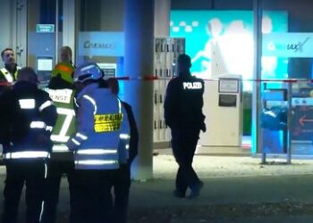 Nordrhein-Westfalen: Iraker vor Kinobesuch mit Brandsätzen gestoppt und niedergeschossen