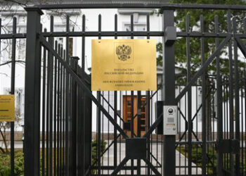 Norwegen: Russische Vertretungen müssen Botschaftspersonal reduzieren