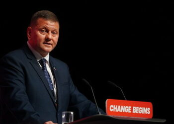 Ukrainische Medien mit Sensation: Verriet Selenskijs Büro Russen den Aufenthaltsort von Saluschny?