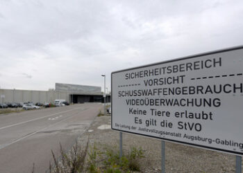 Verdacht auf Folter in bayrischem Gefängnis – Eine Form der Machtausübung als System-Symptom