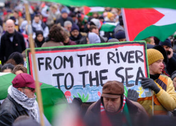 Berlin: "From the river to the sea"-Parole auf Instagram bringt Strafe von 1.300 Euro