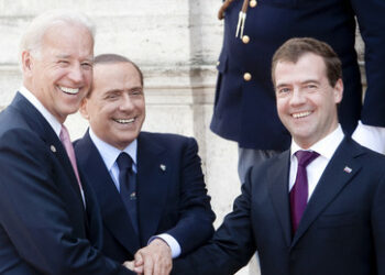 Medwedew: "Das ist bereits der Dritte Weltkrieg"