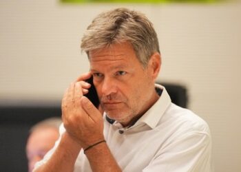 Nach ersten Gerüchten - Habeck übernimmt doch nicht das Finanzministerium