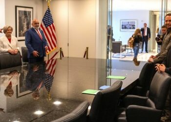 Oleg Zarjow: Solange es Selenskij gibt, sind Friedensverhandlungen aussichtslos