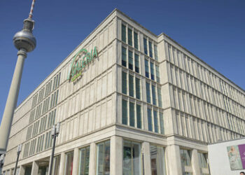 Traditionskaufhaus vor dem Aus: Galeria Kaufhof schließt Filiale am Alex