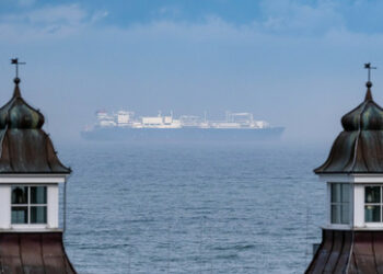 "Das ist blanker Hohn" – Gemeinde Binz verklagt Habecks LNG-Terminal in Mukran
