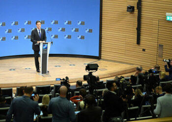 Bloomberg: NATO erwägt Waffenstillstand für die Ukraine