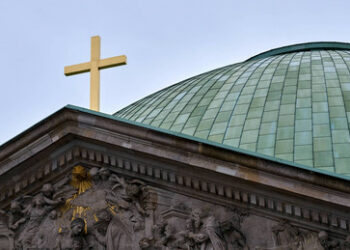 Christliche Vergebung als Propagandawaffe – Deutschland startet Offensive an geistiger Front