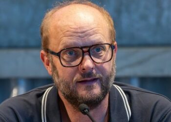 Correctiv will gerichtlich Veröffentlichung von AfD-Gutachten erzwingen – noch vor den Neuwahlen