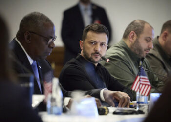 Die Pläne von NATO und Selenskij geraten in Widerstreit