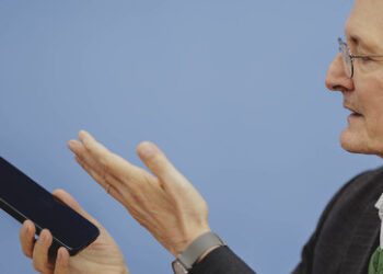 Elektronische Patientenakte: Weit offen zum Ausschnüffeln