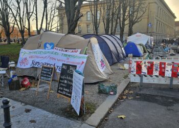 Für Frieden mit Russland - Vierfache Mutter seit Wochen im Hungerstreik