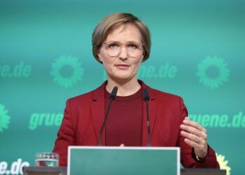 Grüne flirten mit der CDU: "Merz ist besserer Partner"