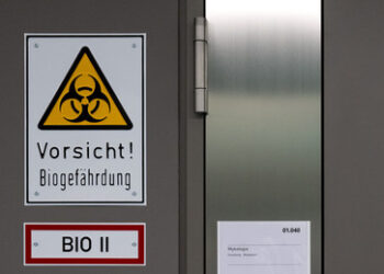 Hillary Clinton, Biolabore und ein Mord in Russland