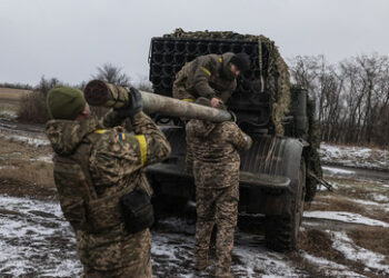 Medienbericht: Jugendliche bereiten sich auf Flucht aus Ukraine vor