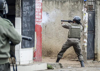 Mehr als 1.500 Häftlinge brechen aus Hochsicherheitsgefängnis in Mosambik aus