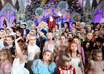 Mehrheit der Russen will, dass ihre Kinder in Russland leben