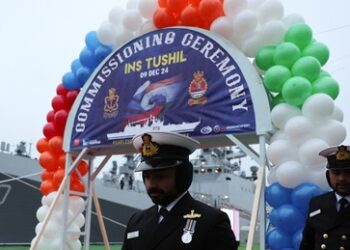 Russland übergibt Kriegsschiff an Indien