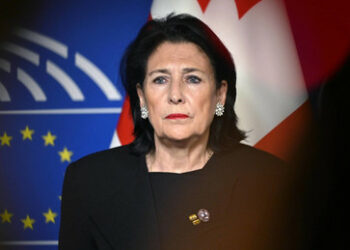 Scheidende georgische Präsidentin will nicht abtreten und bezeichnet Parlament als "illegitim"