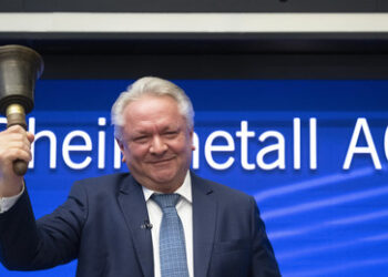 Schnell abgenickt: Regierung beglückt Rüstungsindustrie mit milliardenschweren "Weihnachtsgeschenk"