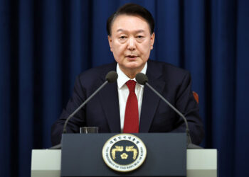 Südkorea: Razzia im Büro des Präsidenten – Ex-Verteidigungsminister unternimmt Suizidversuch