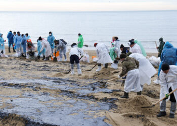 Südrussland: Krisenmodus wegen Ölverschmutzung nach Tankerunglück