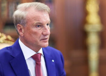 Top-Banker: Russische Wirtschaft zeigt Anzeichen einer Abschwächung