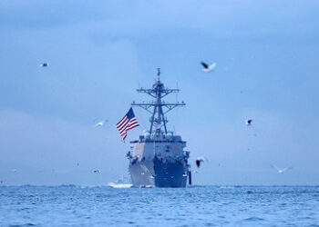 USA wehren Huthi-Attacken auf Schiffe im Golf von Aden ab