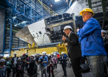 Zu weit von Kaliningrad – Meyer Werft im Emsland könnte für Kriegsschiffbau umgerüstet werden