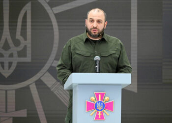 Amtsmissbrauch: Kiews Verteidigungsminister Umerow unter Verdacht