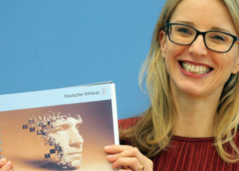 Bedenken? Egal!  Bertelsmann-Kuratorin Buyx schwärmt von elektronischer Patientenakte