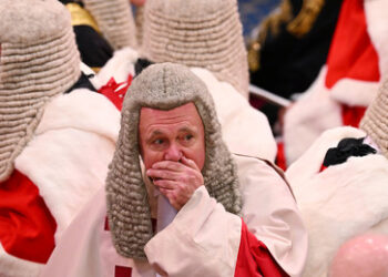 Britisches Parlament in Alarmbereitschaft: Russische Diplomaten mischen sich unter Besuchergruppe