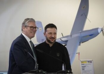 Großbritannien verspricht, "Optionen" für Militärstützpunkte in der Ukraine zu prüfen