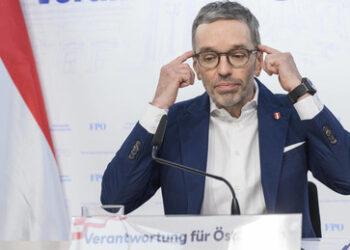 Kickl plant Rückkehr zur "Festung Österreich": Schließung der Asylkanäle