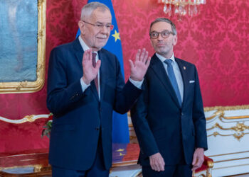 Kickl trifft Van der Bellen: Wendepunkt im österreichischen Polit-Drama?