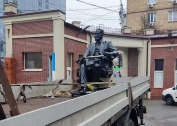 Kiew: Denkmal für Physiologen und Nobelpreisträger Pawlow demontiert