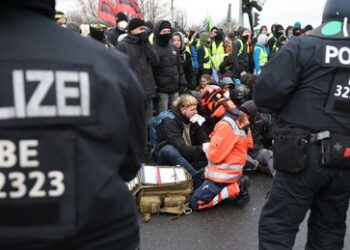 Proteste gegen AfD-Bundesparteitag – Riesa im Belagerungszustand