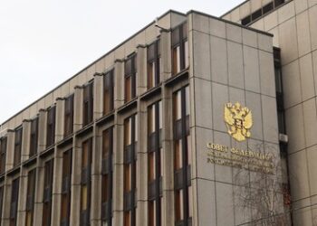 Russischer Föderationsrat: Westen plant Einmischung in Parlamentswahlen 2026