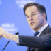 Rutte: Eine Niederlage Kiews wird NATO Billionen kosten