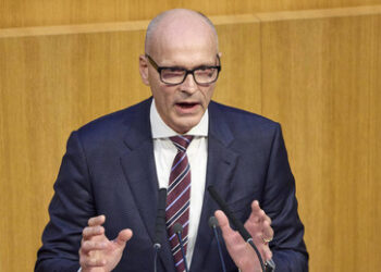 SS-Lied gesungen? FPÖ gewinnt Klage gegen den "Standard"