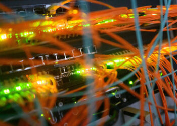 Teils "dreckige Lügen" - Die Verschwörungserzählungen von Correctiv zur Bundestagswahl