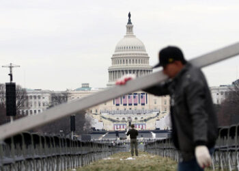 Trump plant ab Dienstag Abschiebung von Millionen Migranten ohne Papiere