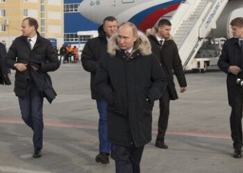 Tucker Carlson: Biden-Regierung wollte Putin töten