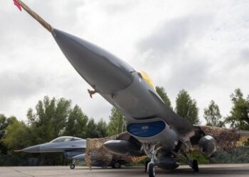 Ukrainische Rada-Abgeordnete: "Wie sollen die Flugzeuge fliegen?"