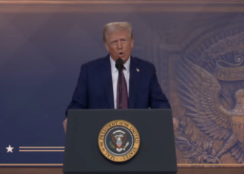 WEF: Trump plant Gespräche mit Putin – "Dieser Krieg muss enden"