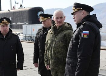 Wie Beloussow die russische Militärstruktur umgestaltet