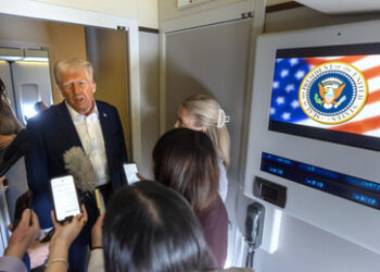 "Gebiet gründlich säubern": Trump stellt Plan zur Evakuierung der Palästinenser aus Gaza vor