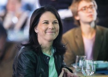 Baerbock lehnt US-Sanktionen gegen IStGH ab – wegen Putin